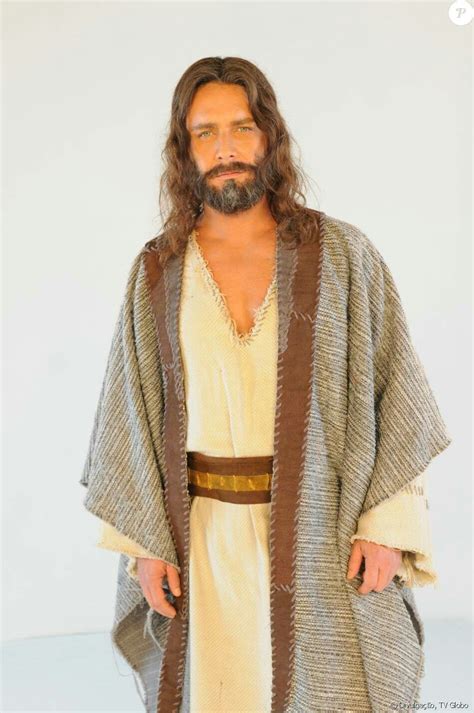 Pin by Gaby S. Flores on Series Bíblicas | Jesus costume, Jesus clothes ...