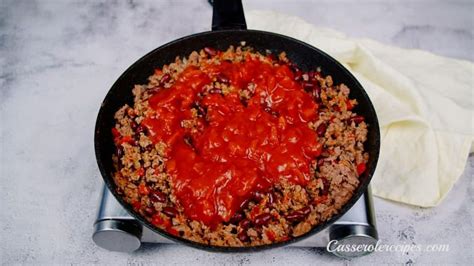 Cheesy Beef and Bean Tortilla Casserole - Casserole Recipes