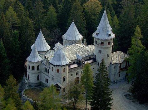 Valle d'Aosta - Castel Savoia - Photo by Sanguinetti Comunicazioni - Archives of the Department ...