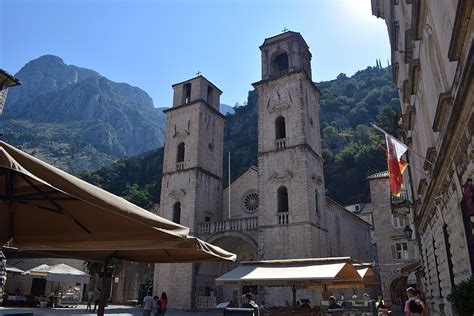 File:Kotor Cathedral church.jpg - Wikimedia Commons