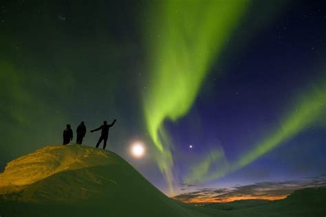 How to Photograph the Northern Lights - Reykjavík City Guide