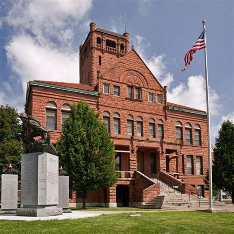 Early Voting Begins at Warren County Courthouse | Prairie ...