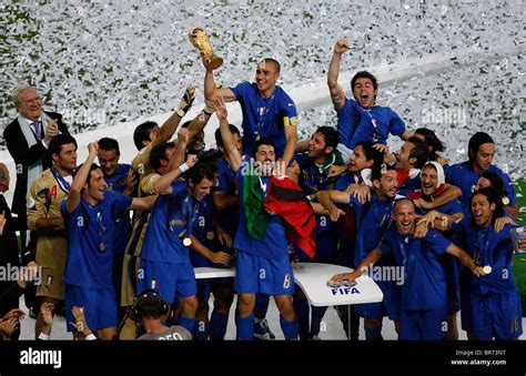 Fabio cannavaro world cup 2006 hi-res stock photography and images - Alamy