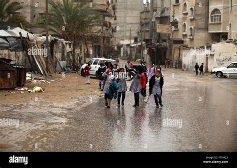 Khan Younis, Gaza Strip, Palestinian Territory. 28th Mar, 2016 ...