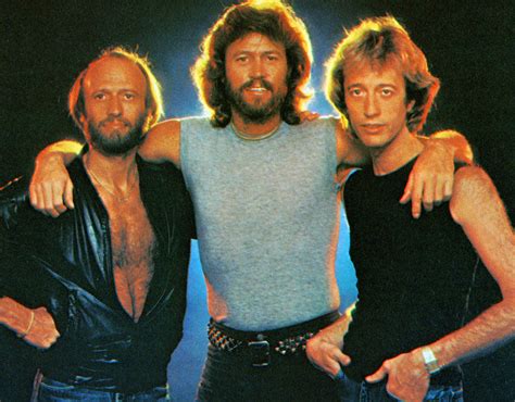 The Bee Gees 1970s photo shoot | Barry Gibb of the Bee Gees in pictires ...