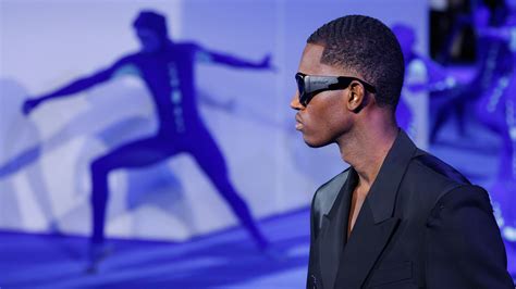 Off-White's Spring 2023 show gave Paris a sharp electric shock - and it ...