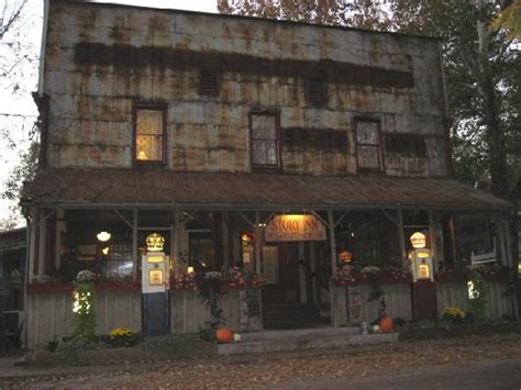 Find Haunted Houses in Nashville Indiana - The Story Inn in Nashville Indiana