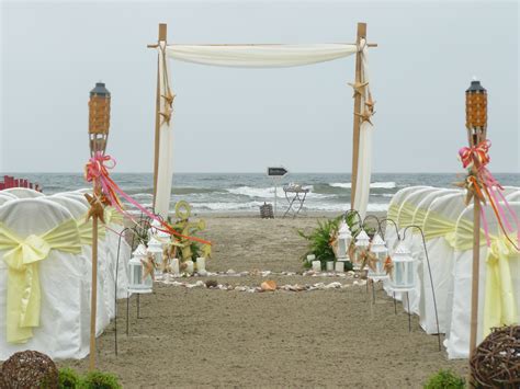 Beach Wedding by Baroque Events Galveston www.baroqueeventsgalveston.com Location: Stewart Beach ...