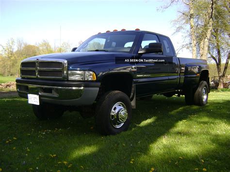 2001 Dodge Ram 3500 Dually Quad Cab 5. 9l Cummins Diesel 4x4 6spd