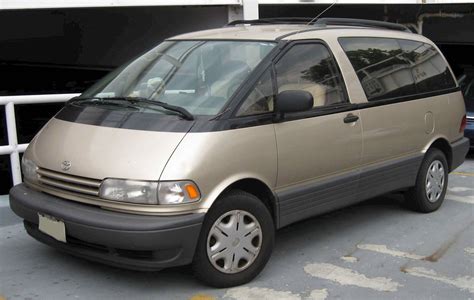 1991 Toyota Previa Deluxe All-Trac - Passenger Minivan 2.4L AWD Manual