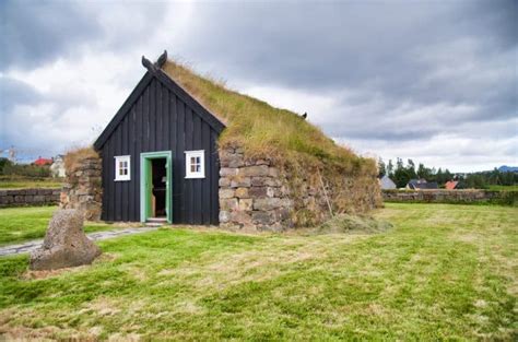 11 Fabulous Reykjavik Museums & How to Choose Which Ones See - History ...