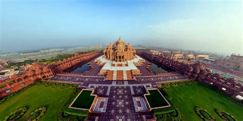 Akshardham Temple Delhi - Timings, Ticket Price, Aarti, Entry Fee (2023)