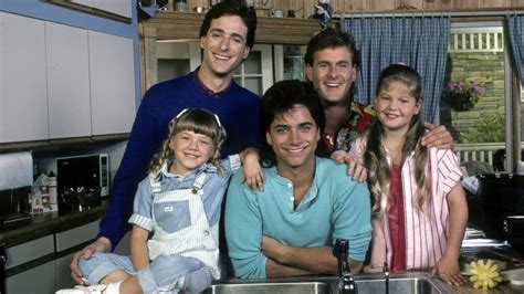 John Stamos Shares Throwback 'Full House' Videos Ahead of 'Fuller House ...