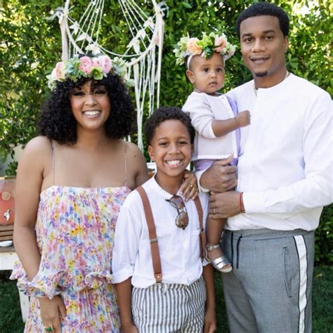 Tia Mowry-Hardrict Posts Funny Family Photo of Her and Her Kids Wearing ...