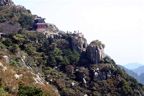 The sacred Mount Taishan | Traveling Tour Guide