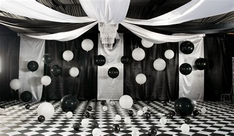 Grand Black & White #Prom theme ideas for Prom 2019! | Black and white ...