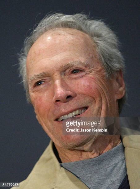 25 Clint Eastwood Discusses Gran Torino At Apple Store Soho Photos ...