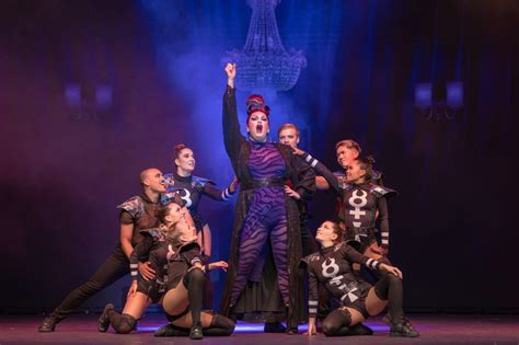 SHOW REVIEW: We Will Rock You - The Regal Theatre, Perth - The Rockpit