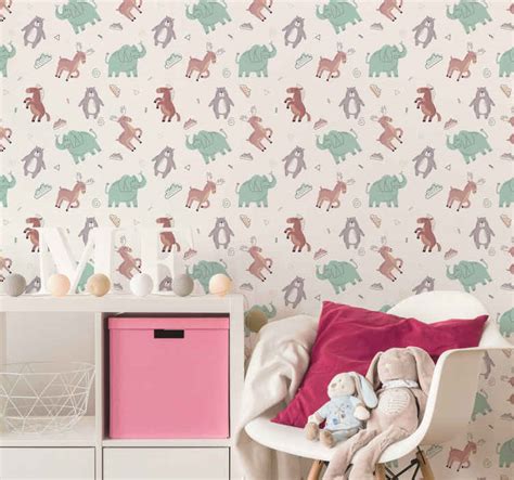 Different animals Bedroom Wallpaper - TenStickers