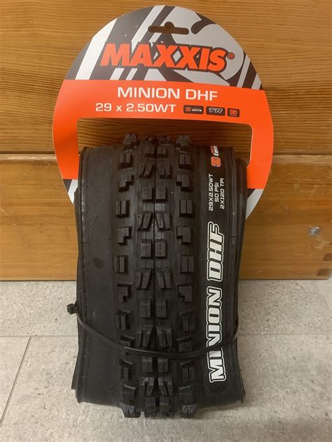 Maxxis Minion DHF 29" x 2,5 WT, MaxxTerra, neu | Bikemarkt.MTB-News.de