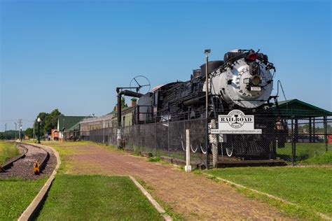 15 Best Things to Do in Galesburg (IL) - The Crazy Tourist