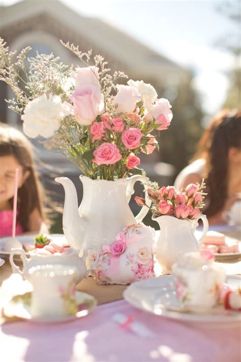 Valentine's Tea Party {Ideas, Supplies, Decor} | Tea party bridal ...