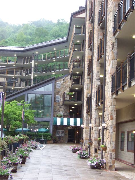 Gatlinburg Town Square, Gatlinburg, Tennessee Timeshare Resort | RedWeek