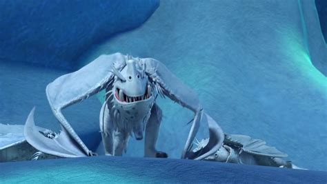 Snow Wraith from Dreamworks Dragons Race to the Edge | Httyd dragons ...