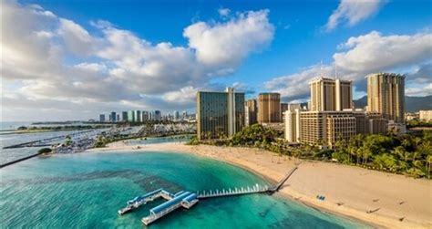 Hilton Hawaiian Village Waikiki Beach Resort Reviews & Prices | U.S. News