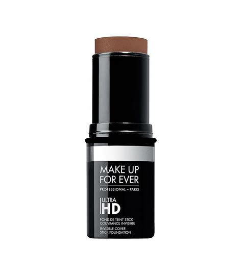 This Is the Best Full-Coverage Foundation for Dry Skin