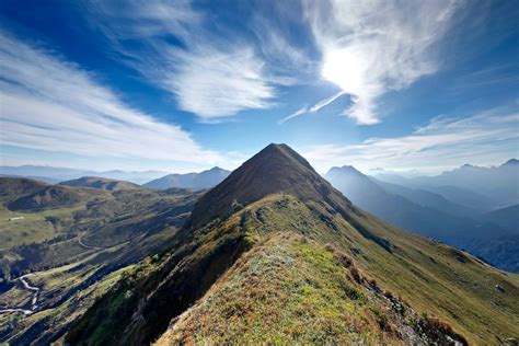 The Most Scenic Hiking Trails in Italy - Glossy Magazine