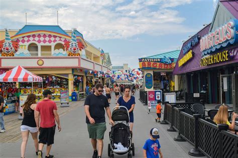 Point Pleasant Beach Boardwalk, Beachfront, Inlet, Some Businesses to ...