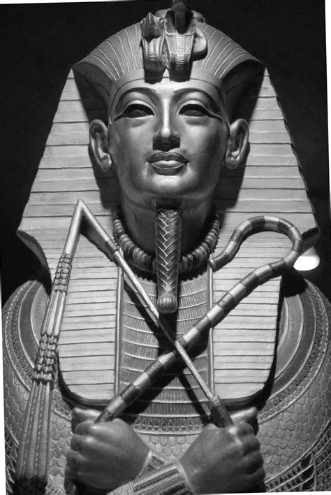 Pharaoh Tattoo, Nefertiti Tattoo, Egyptian Mythology, Egyptian Art, Egypt Tattoo Design ...