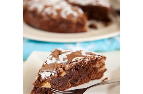 Foodista | Recipes, Cooking Tips, and Food News | Chocolate Apple Cake