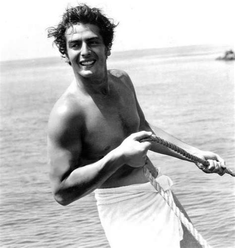 Italian Actors: Victor Mature, Italian-American Hunk - GRAND VOYAGE ITALY