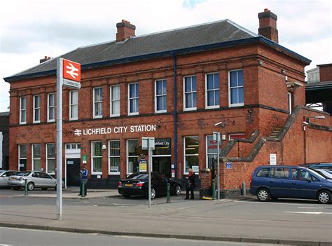 Lichfield City station © David Kemp :: Geograph Britain and Ireland