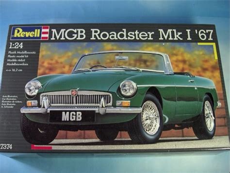 1:24 Scale Model MGB Car Kit