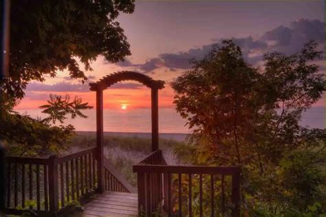 Best Beaches in Southeast Michigan: A Quick Guide for Your Summer ...