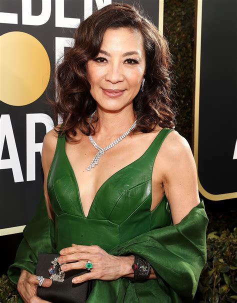 Michelle Yeoh Wears the Exact Emerald Ring from Crazy Rich Asians to ...