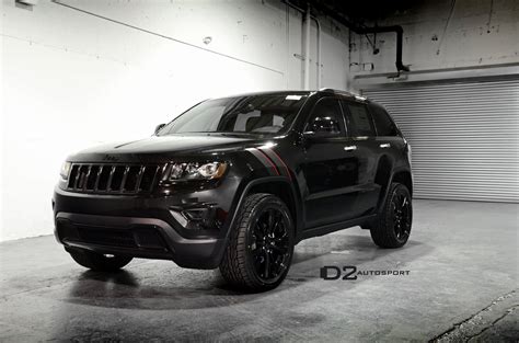 Black Jeep Grand Cherokee 2020