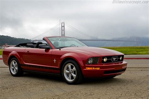 Ford Mustang Convertible