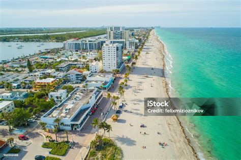 Aerial Image Of Hollywood Beach Florida Usa Stock Photo - Download Image Now - Hollywood ...