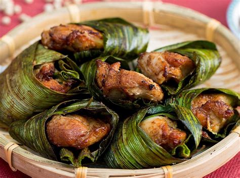 How to make Pandan Chicken (Ayam Panggang Daun Pandan) | Singapore Food