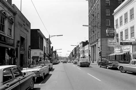 Charlottesville va 1964 | Virginia city, Charlottesville, Historical news