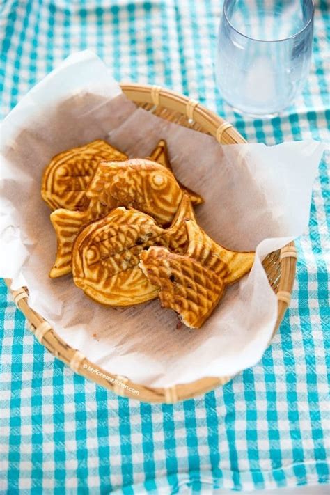 Bungeoppang (Korean Fish Shaped Pastry) - My Korean Kitchen