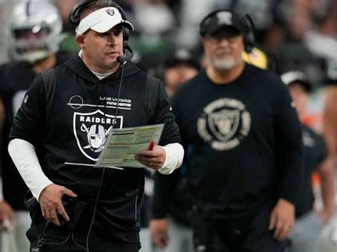 Ex-Raiders HC Josh McDaniels allegedly traded Peyton Hillis at Broncos over rumours of his wife ...