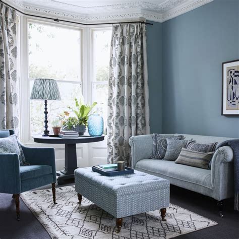 Rooms of Inspiration: Blue and Gray Living Room