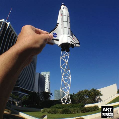 space shuttle challenger memorial miami | Cool illusions, Challenger, Space shuttle challenger