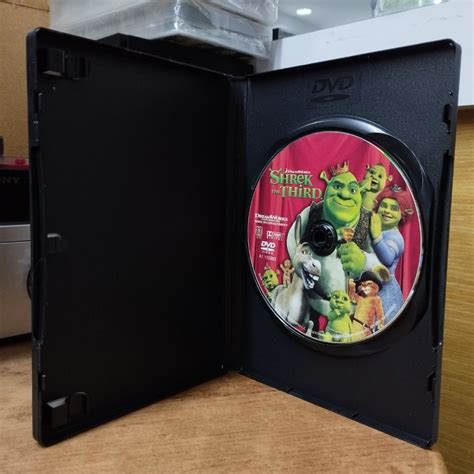 (DVD) SHREK THE THIRD, Hobbies & Toys, Music & Media, CDs & DVDs on Carousell