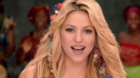 Shakira Waka Waka Official 2010 FIFA World Cup - YouTube